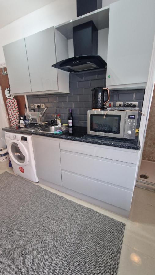 Small Cozy Studio Zone 1 Лондон Екстериор снимка